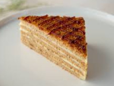 BALLI CEVİZLİ PASTA