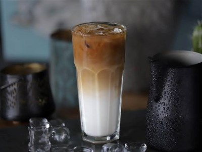 KARAMELLİ ICE LATTE