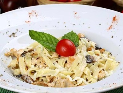 FETTUCINI ALFREDO