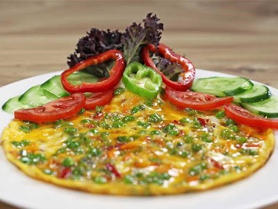 SEBZELİ OMLET